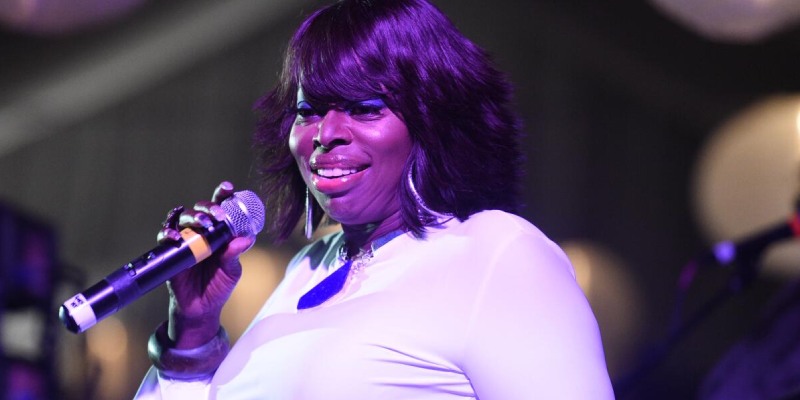 Angie Stone Quiz – Multiple Choice Questions